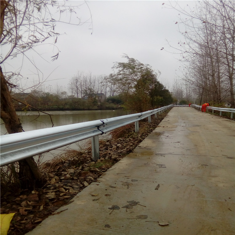 浙江公路护栏几多钱一米？